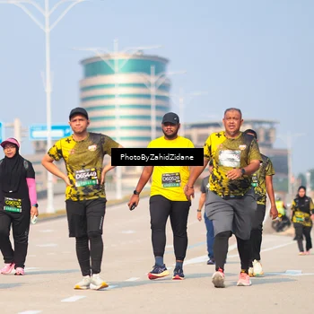 Runner Photo 6735902