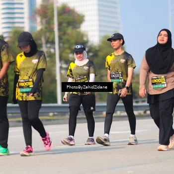 Runner Photo 6735923