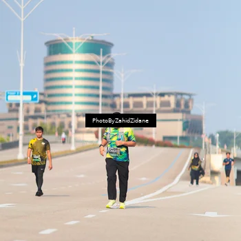 Runner Photo 6735991