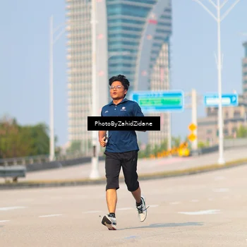 Runner Photo 6736024