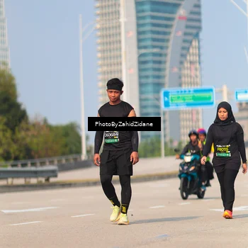 Runner Photo 6736338