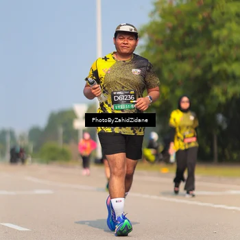 Runner Photo 6736473
