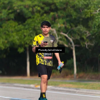 Runner Photo 6736567