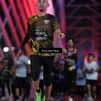 Runner Photo 6736801