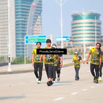 Runner Photo 6736914