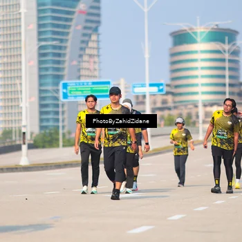Runner Photo 6736936