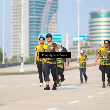 Runner Photo 6736937