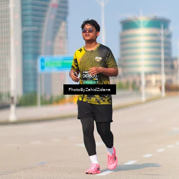 Runner Photo 6737088