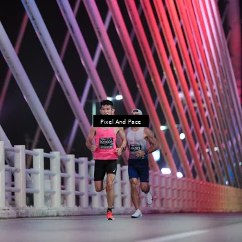 Runner Photo 6737105