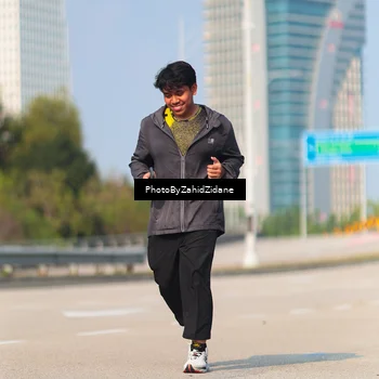 Runner Photo 6737225