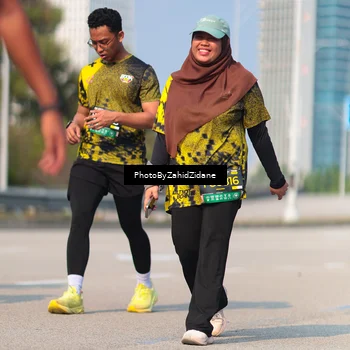 Runner Photo 6737242