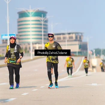 Runner Photo 6737453