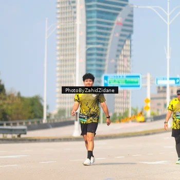 Runner Photo 6737516