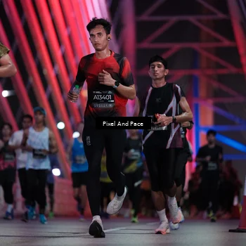 Runner Photo 6737549