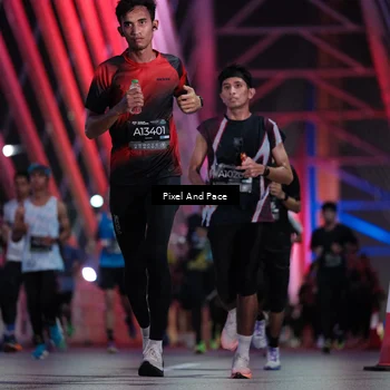 Runner Photo 6737553