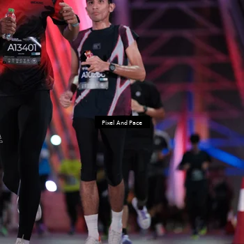 Runner Photo 6737572