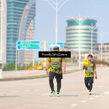 Runner Photo 6737590
