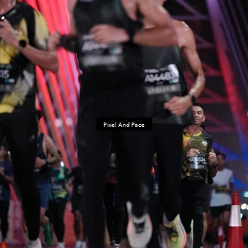 Runner Photo 6737625