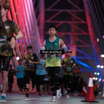Runner Photo 6737710