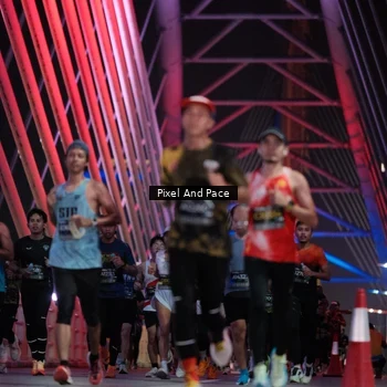 Runner Photo 6737739