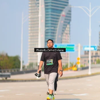 Runner Photo 6737742