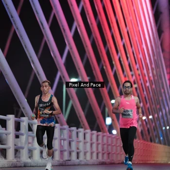 Runner Photo 6737750