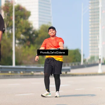 Runner Photo 6737812