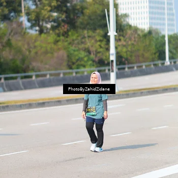 Runner Photo 6737947