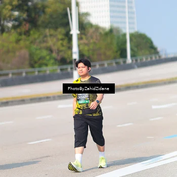 Runner Photo 6738040
