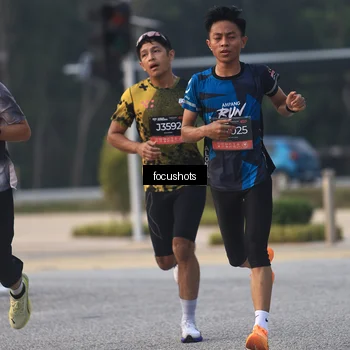 Runner Photo 6739978
