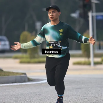 Runner Photo 6740012