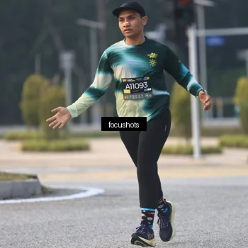 Runner Photo 6740030