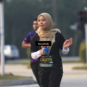 Runner Photo 6740033