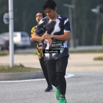 Runner Photo 6740114