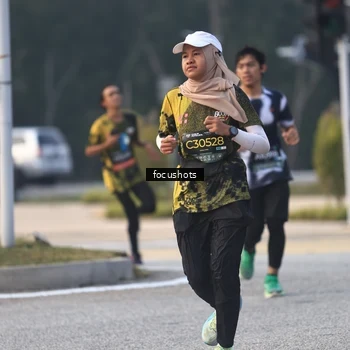 Runner Photo 6740137