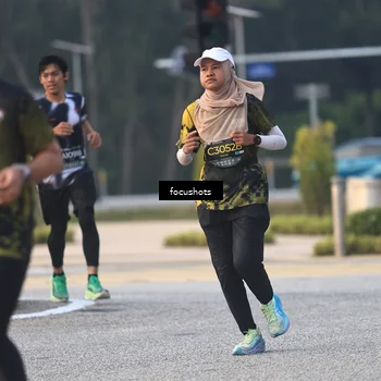 Runner Photo 6740203