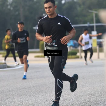 Runner Photo 6740285