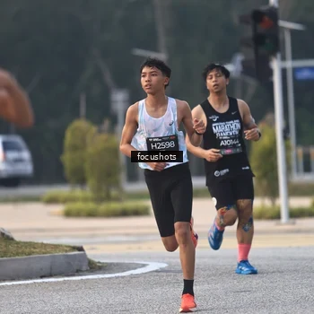 Runner Photo 6740380
