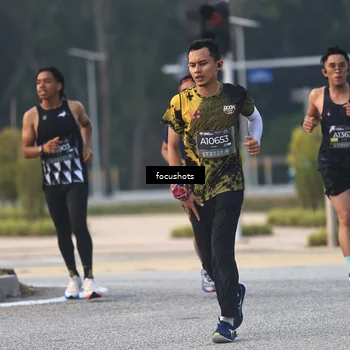 Runner Photo 6740466