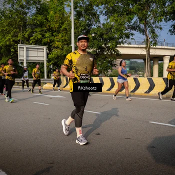 Runner Photo 6740530