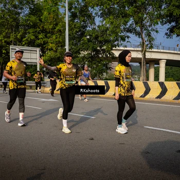 Runner Photo 6740563