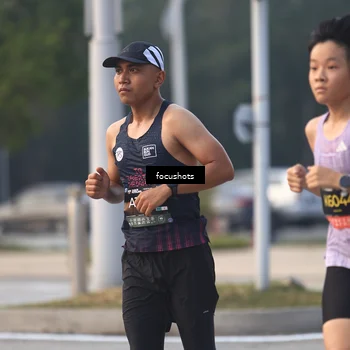 Runner Photo 6740582