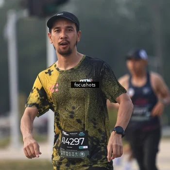 Runner Photo 6740600
