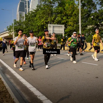 Runner Photo 6740601