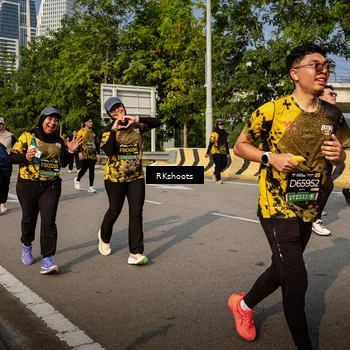 Runner Photo 6740609