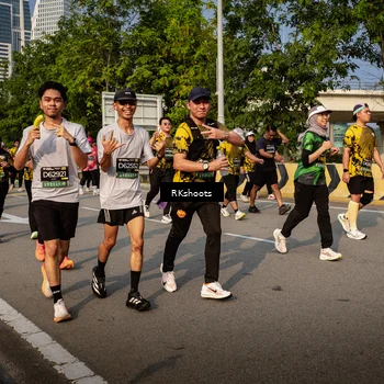 Runner Photo 6740660