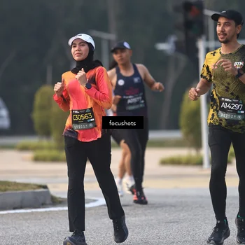 Runner Photo 6740663
