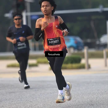 Runner Photo 6740764