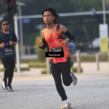Runner Photo 6740811