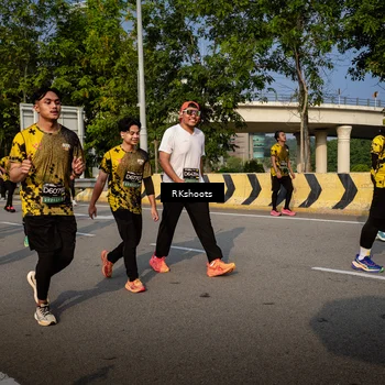 Runner Photo 6740848